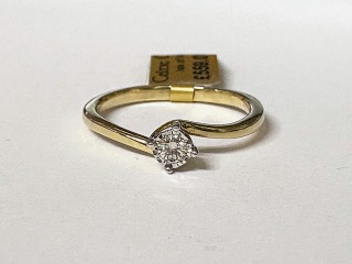 Diamond ring