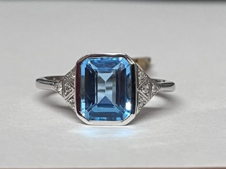 Blue Topaz & Diamond ring