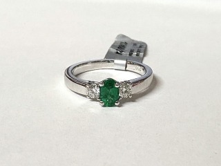 Emerald & diamond ring