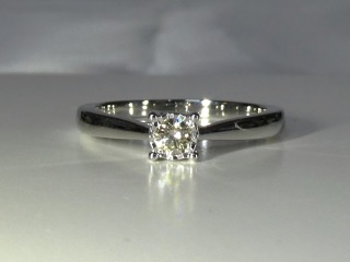 Diamond ring