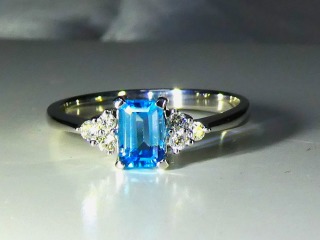 Blue Topaz & Diamond ring