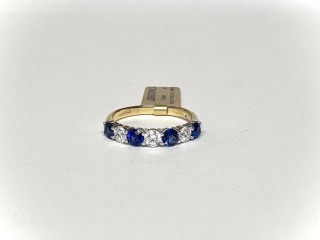 Sapphire & diamond ring