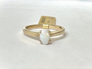 Opal ring