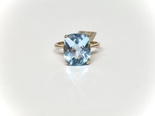 Blue topaz ring