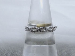Diamond ring
