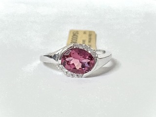 Pink tourmaline & Diamond ring