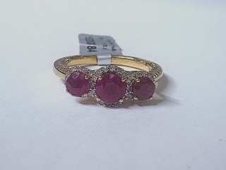 Ruby & diamond ring