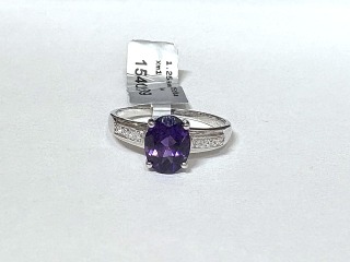 Amethyst & diamond ring