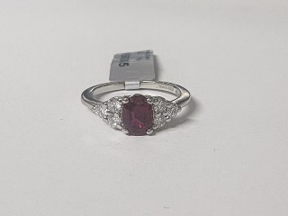Ruby & diamond ring