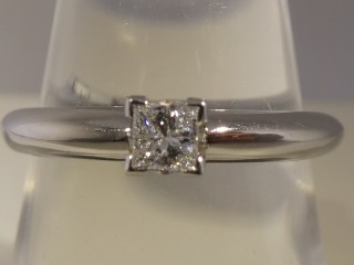 Diamond ring