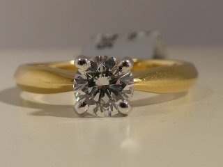Diamond ring