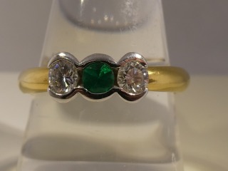Emerald & diamond ring