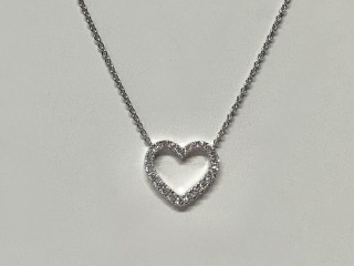 Diamond heart pendant