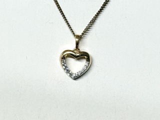 Heart pendant 