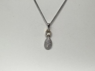 Diamond pendant