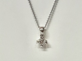 Diamond pendant