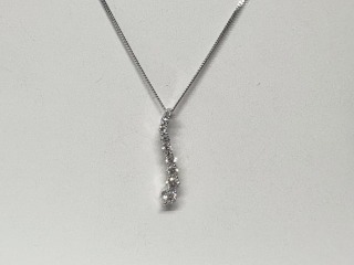 Diamond pendant