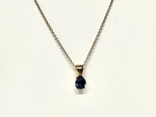 Sapphire pendant