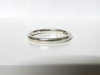 Oval 2mm 18ct Yellow or White Gold
