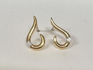 Diamond earrings
