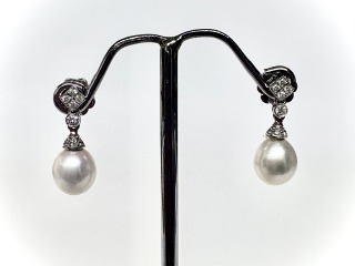 Pearl & diamond Earrings