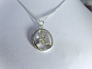 3 legs pendant