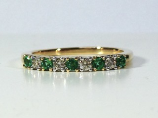 Emerald & diamond ring