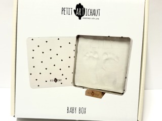 Black heart- Baby box