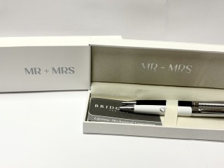 Mr + Mrs pen set