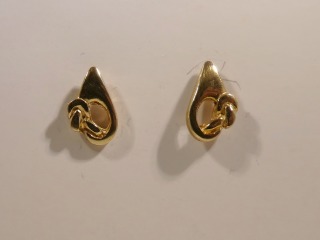 Celtic stud earrings - earring 729p