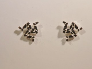 Small Three legs stud earrings - earring 728sp