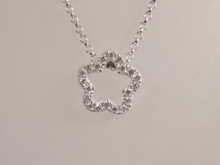 Diamond pendant