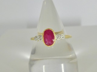 Ruby & diamond ring