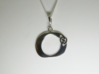 Celtic initial O