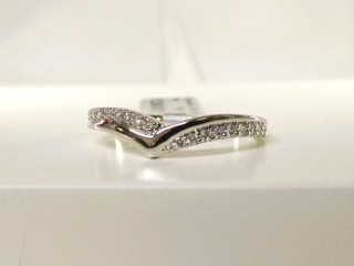 Diamond ring