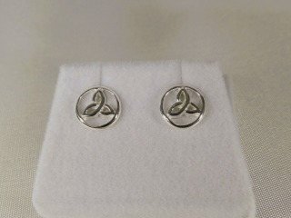 Celtic stud earrings - earring pr41