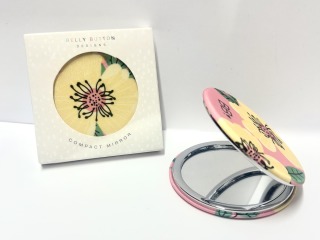 Yellow compact mirror