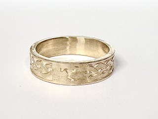 3 legs Celtic ring