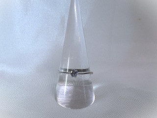 Silver CZ stone set ring 