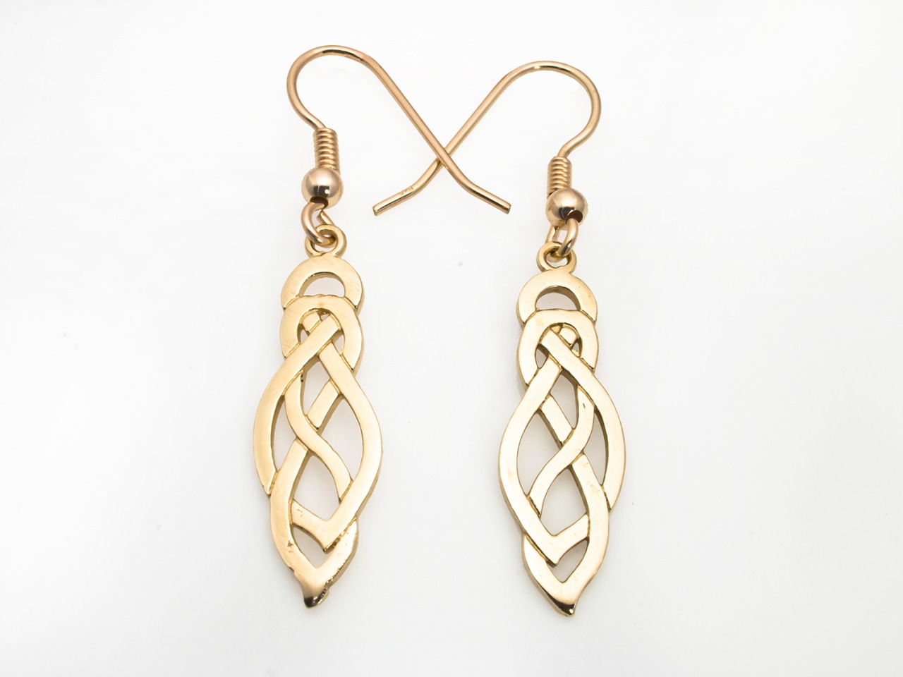 Details 74+ gold celtic earrings - 3tdesign.edu.vn