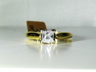 Diamond ring