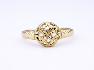 Delicate celtic ring