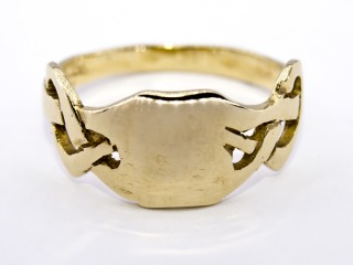 Celtic signet ring