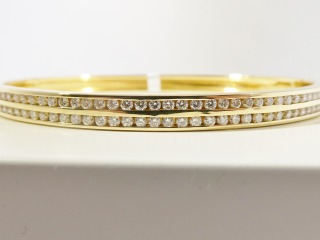 Diamond bangle