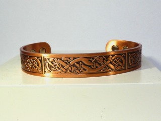 Celtic magnetic bangle