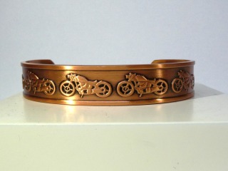 Celtic magnetic bangle