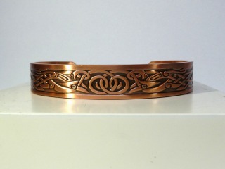 Celtic magnetic bangle