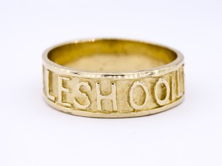 Manx script ring 9ct yellow Gold Size L