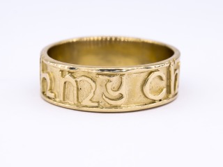 Manx script ring 9ct yellow Gold Size Q